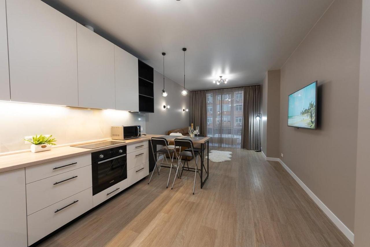 New Modern Apartments. Metro Minskaya Kiev Dış mekan fotoğraf
