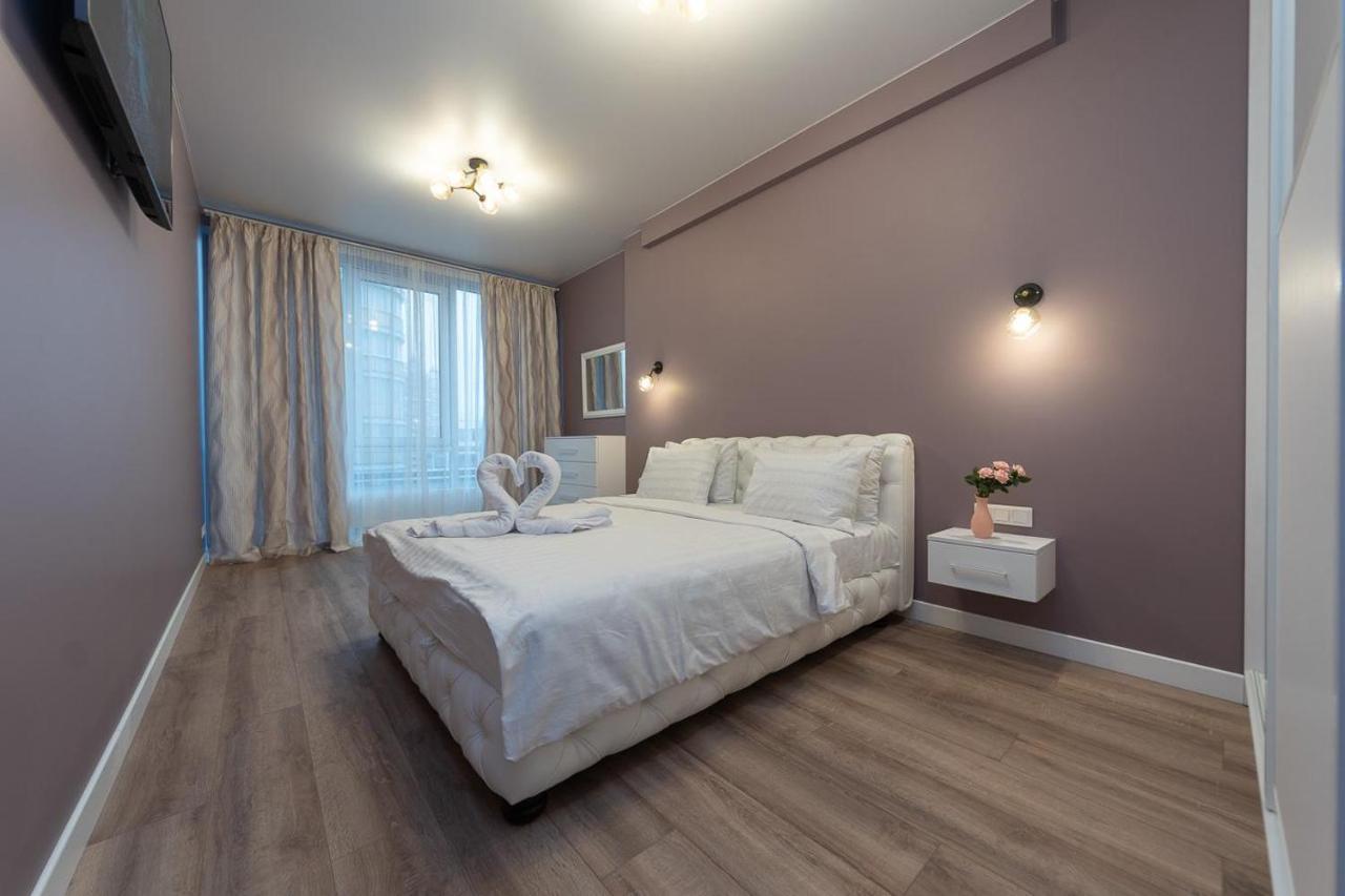 New Modern Apartments. Metro Minskaya Kiev Dış mekan fotoğraf